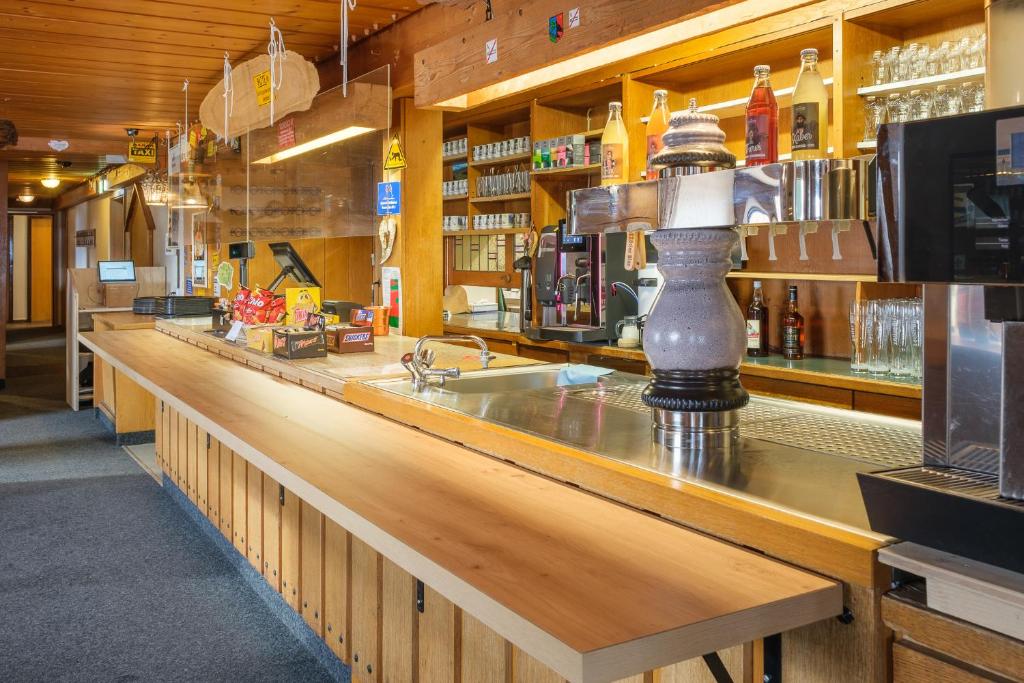Lounge nebo bar v ubytování Berggasthof Hörnerhaus