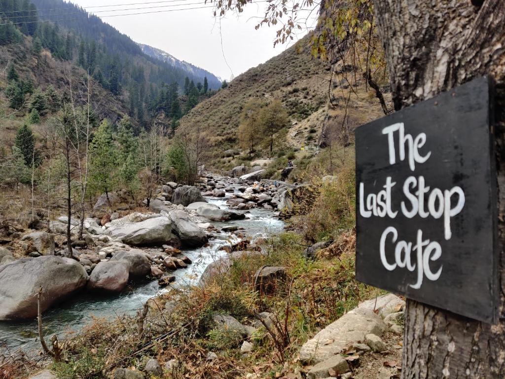 The Last Stop Cafe: Is Football Dying?
