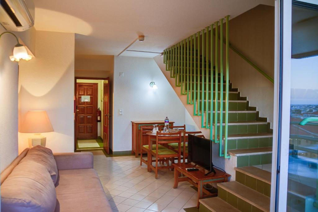 
Standard Duplex One-Bedroom Apartment
