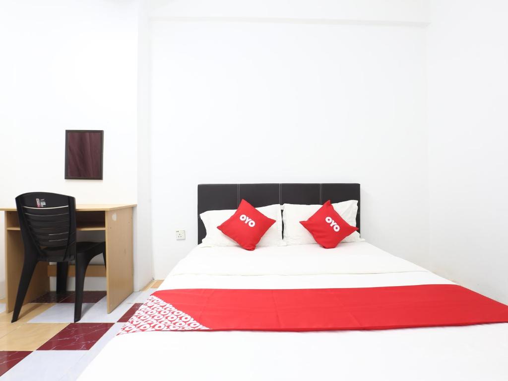 Postel nebo postele na pokoji v ubytování Kb Rest Inn-Deluxe Queen