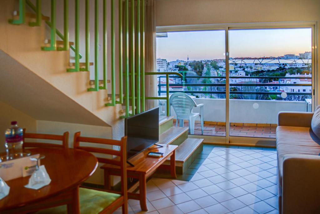 Ourabay Hotel Apartamento - Art & Holidays - Duplex Apartment With City View
