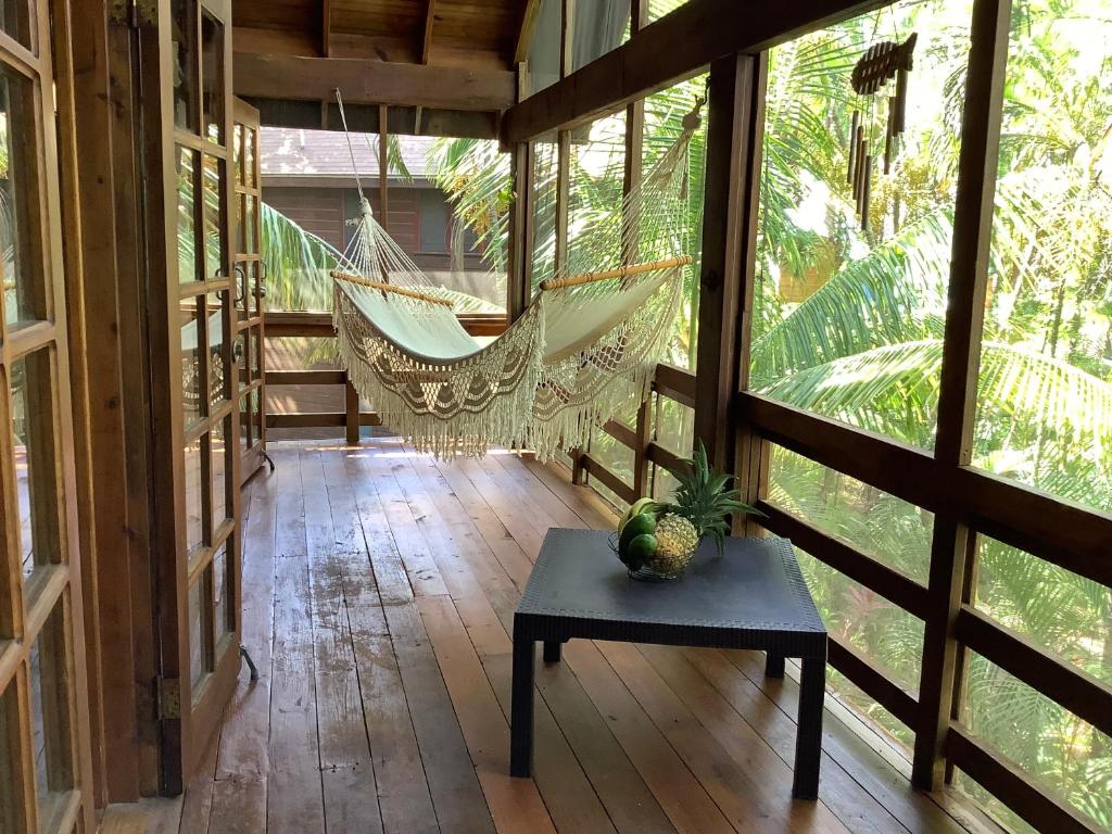 Mynd úr myndasafni af Tropical Treehouse - Sundancer 5A í Sandy Bay