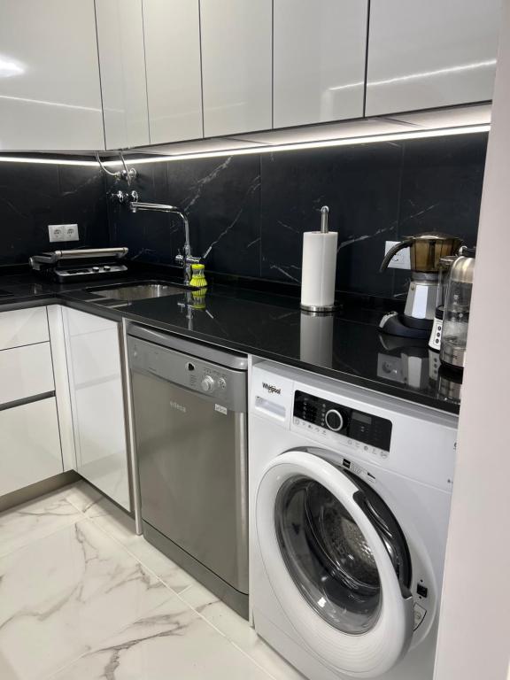 Kuchyňa alebo kuchynka v ubytovaní Apartament Vinamar VI La Mata