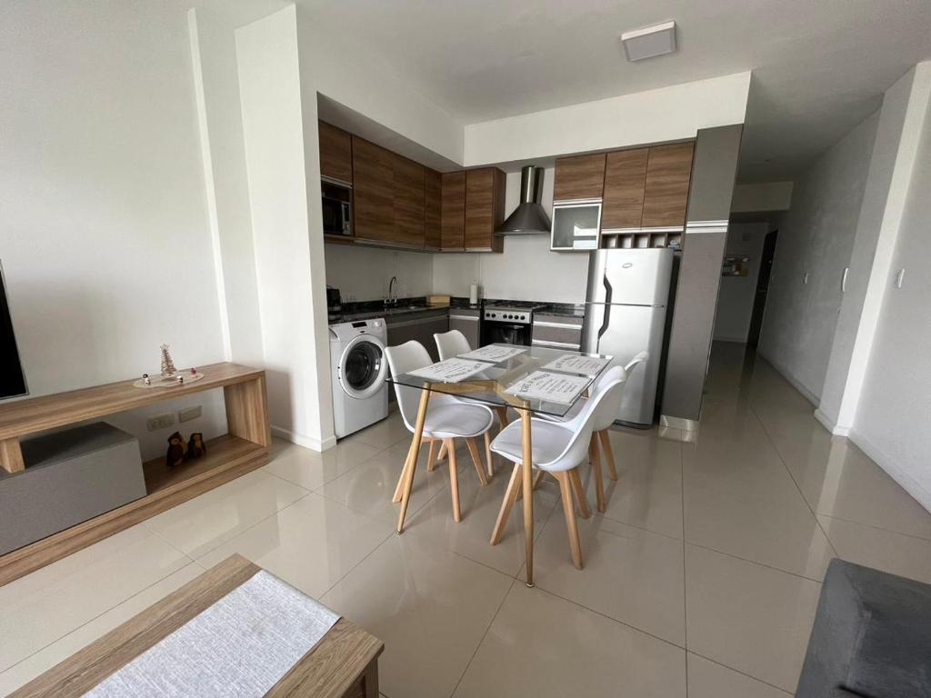 Apartamento 2 Ambientes - Moderno totalmente Amoblado 주방 또는 간이 주방