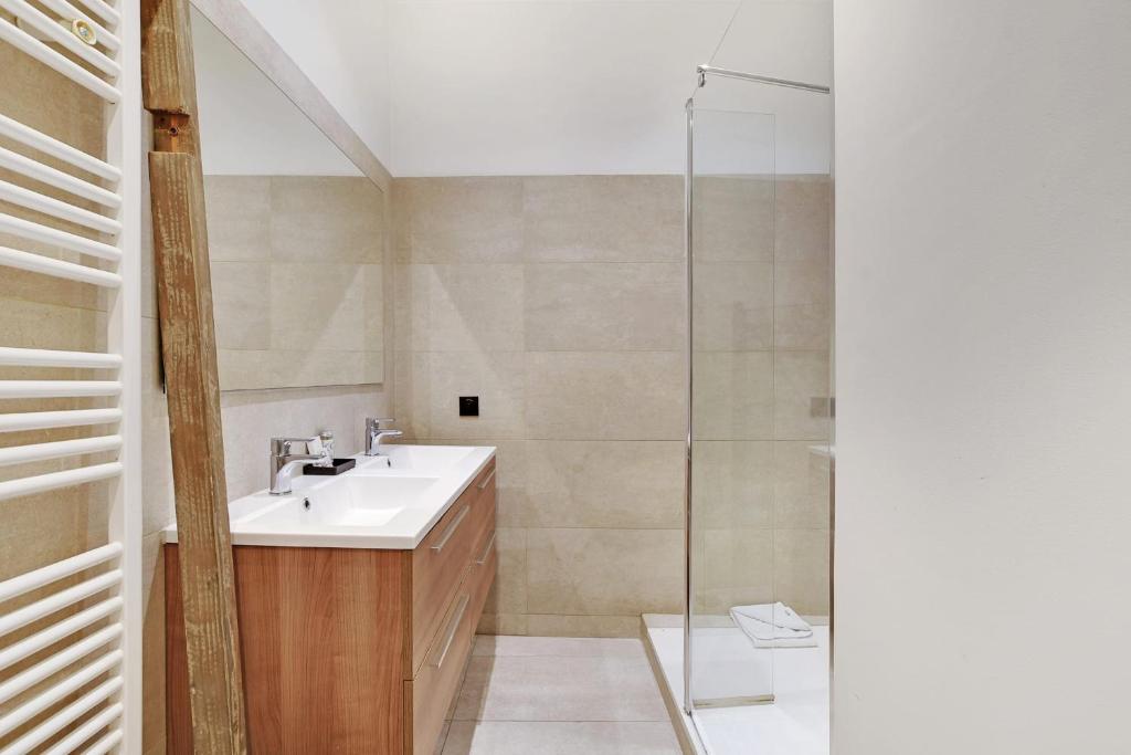 Kúpeľňa v ubytovaní Chic apartment - 3BR-8P - Le Marais
