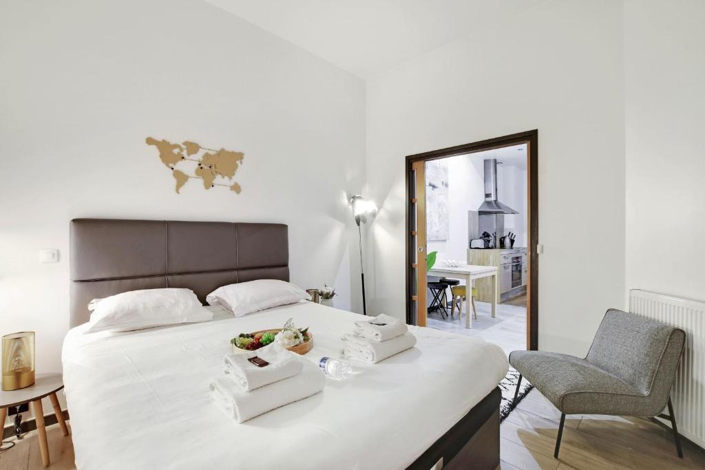 Posteľ alebo postele v izbe v ubytovaní Chic apartment - 3BR-8P - Le Marais