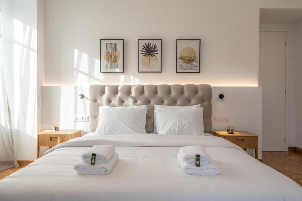 Posteľ alebo postele v izbe v ubytovaní Upscale Athens Luxury Penthouse