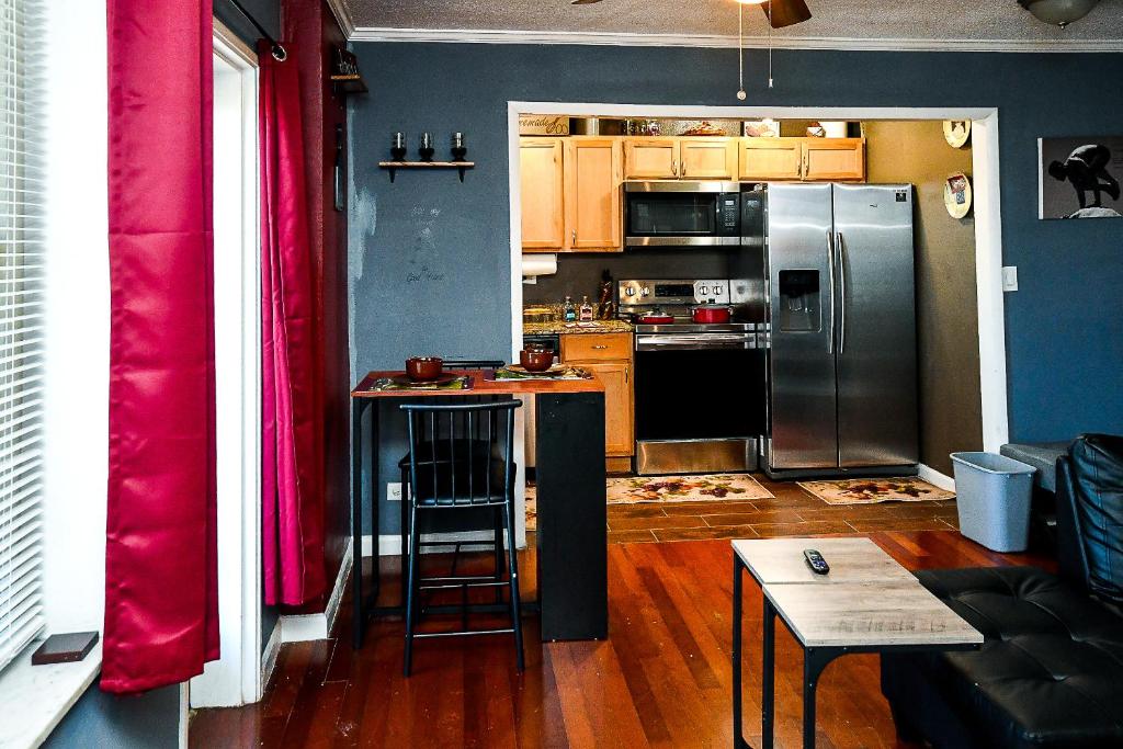 Modern Designed DTWN Condo with a 99 percent Walk Score, Atlanta – Updated  2023 Prices