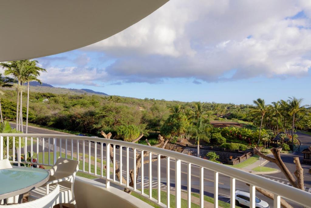 Fairmont Kea Lani, Maui photo 2