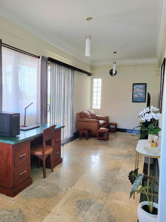 Medewi Manor - Apartment With Pool View