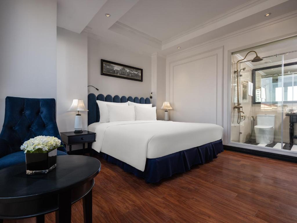 The Flower Boutique Hotel & Travel - Deluxe Dubbele Of Dubbele Kamer Met Balkon