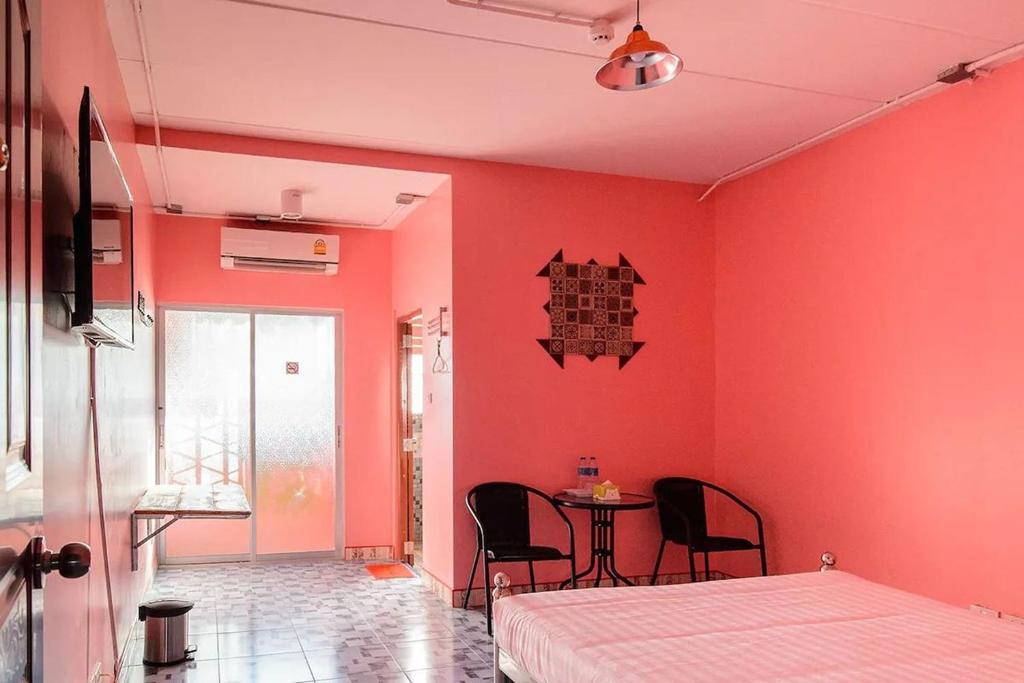 2U Hotel Hatyai - Standard Double Room