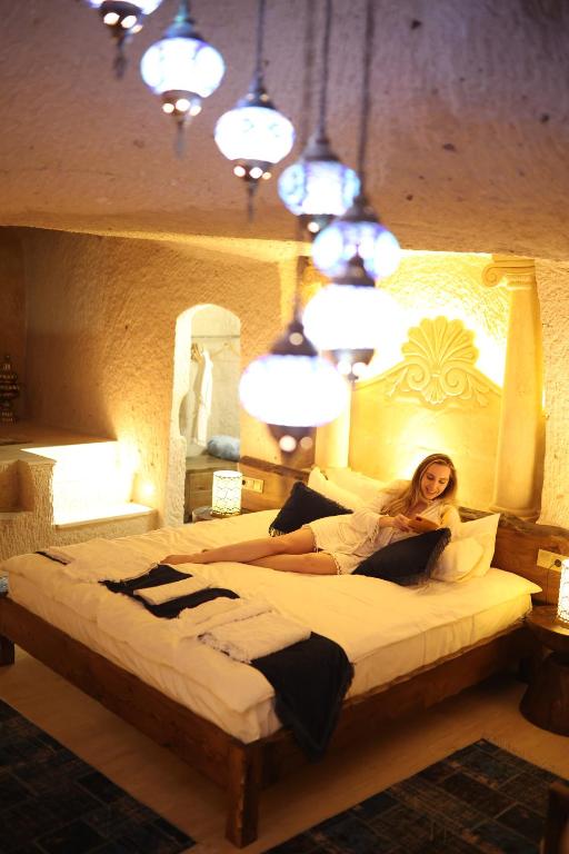 Mak's Cave House - 14