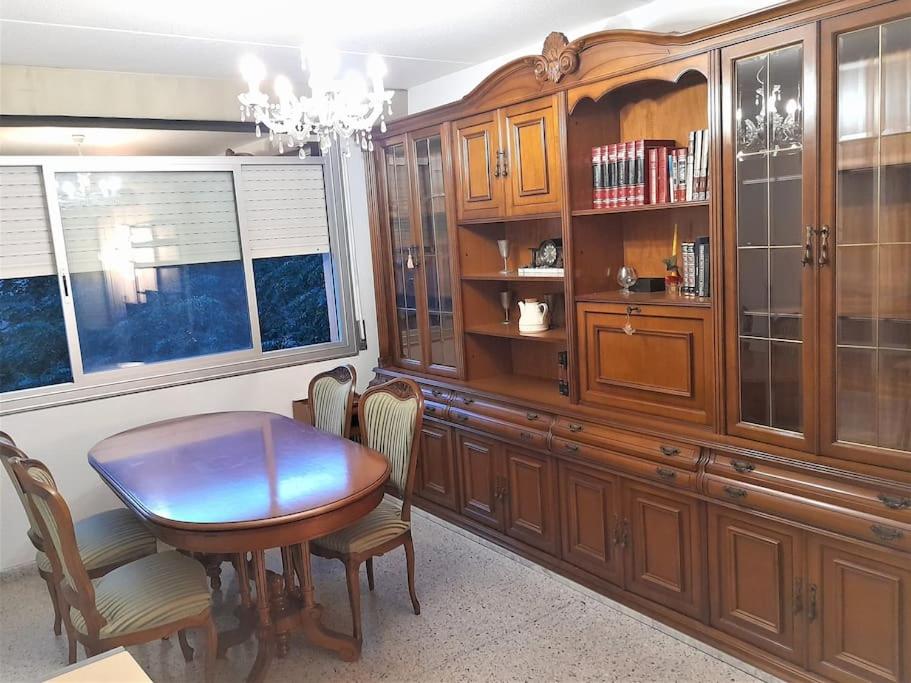 Gran Apartamento Cerca del aeropuerto - отзывы и видео