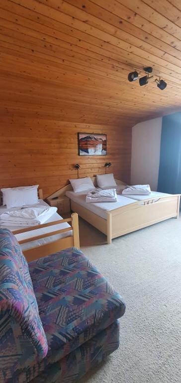 Postel nebo postele na pokoji v ubytování Apia House