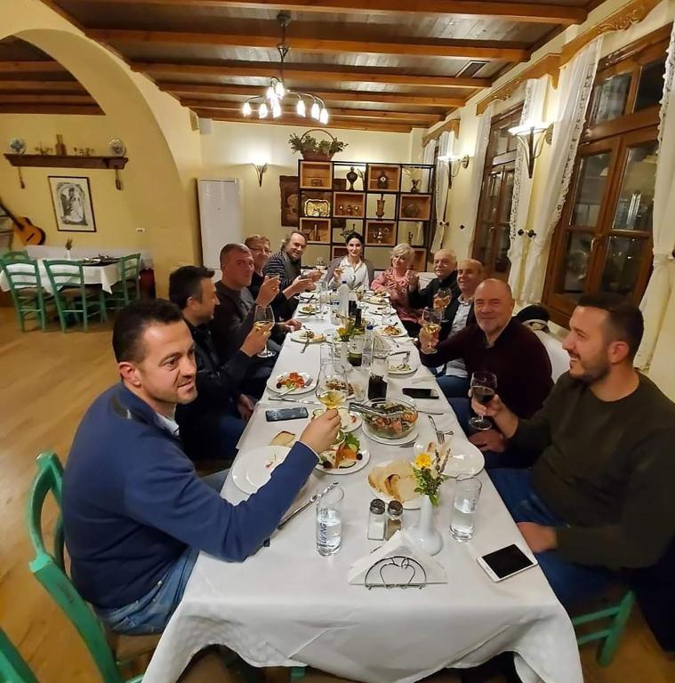 Hosté ubytování Hotel Bineri