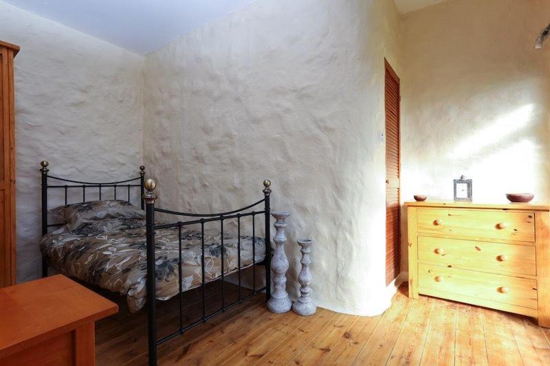 Postel nebo postele na pokoji v ubytování SAUNTON SANFIELD GRANGE 10 Bedrooms