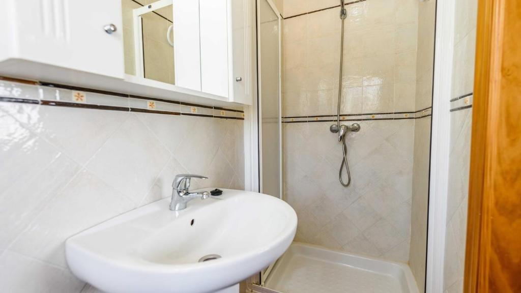 Kúpeľňa v ubytovaní Casa Los Pérez Sedella by Ruralidays