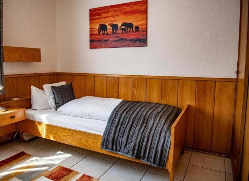 Hotel Zur Aue - Eenpersoonskamer Met Badkamer
