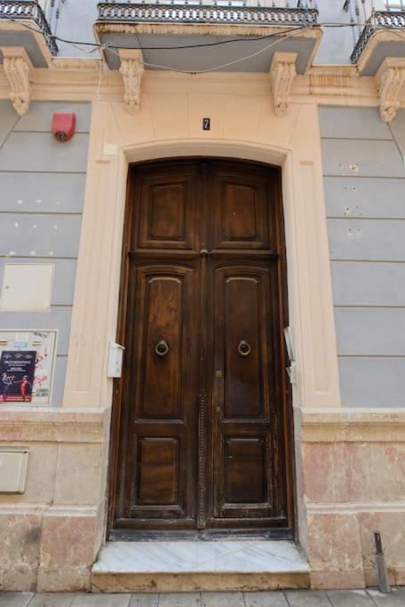 Exteriér alebo vchod do ubytovania Classy apartment in the heart of Malaga by REMS