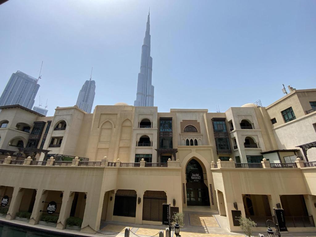 Lux BnB Souk Al Bahar Burj Khalifa Views, Dubai (updated prices 2024)