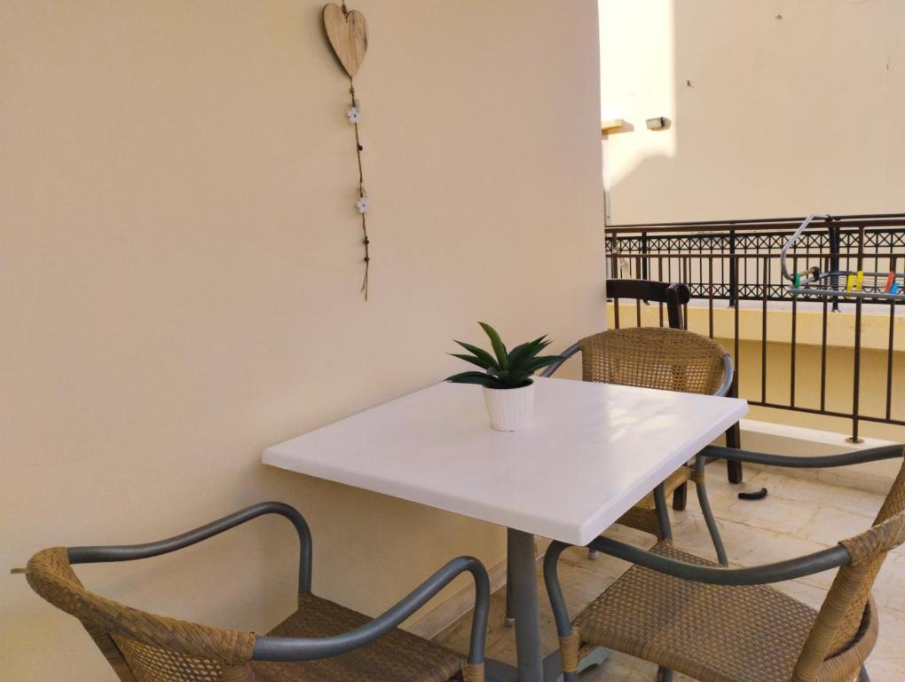 Balkón alebo terasa v ubytovaní Cozy apartment in centre of Heraklion