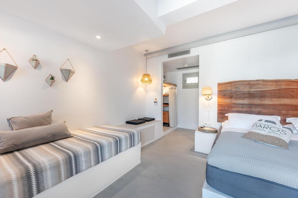 Paros Comfy Suitesにあるベッド