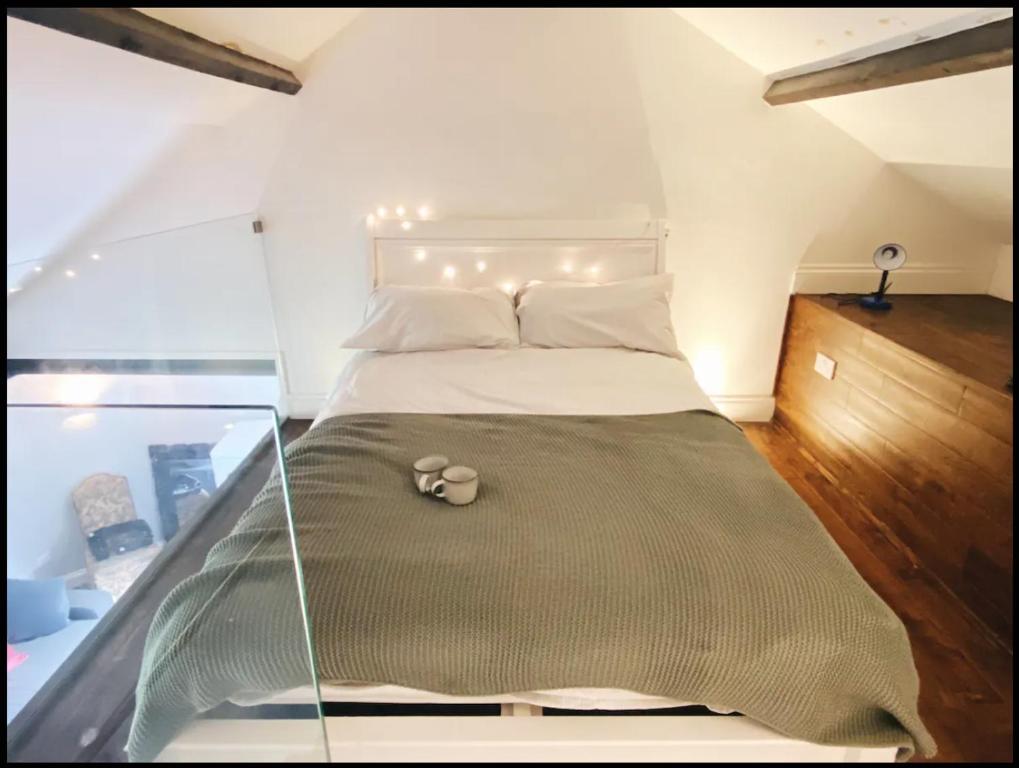 Posteľ alebo postele v izbe v ubytovaní Self-contained Studio in Central London property Unit 4