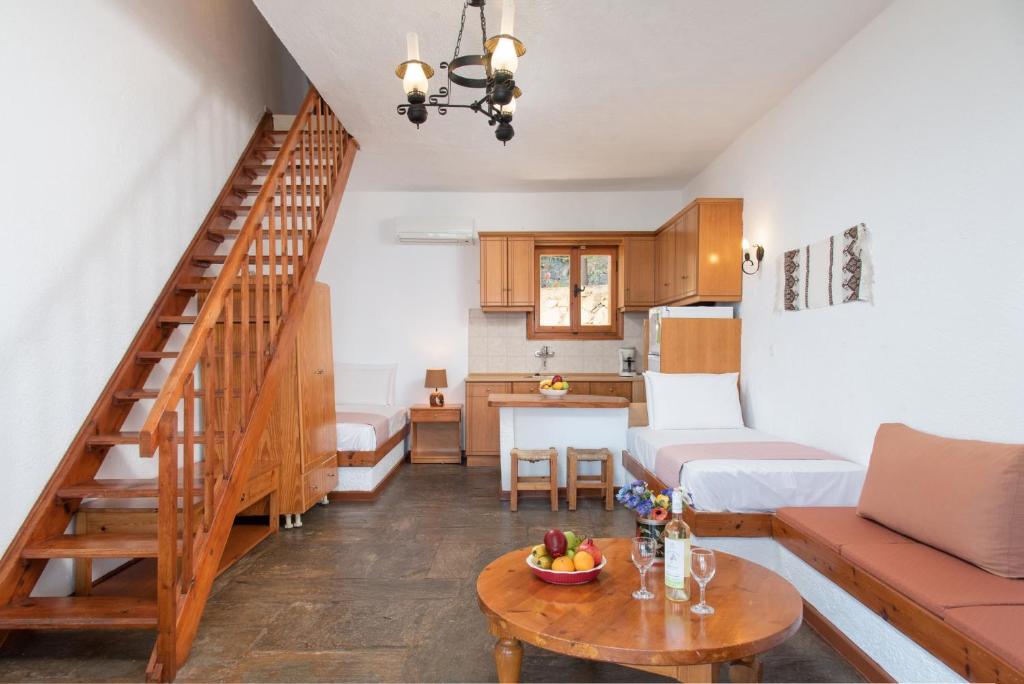 Гостиная зона в Kounenos Apartments