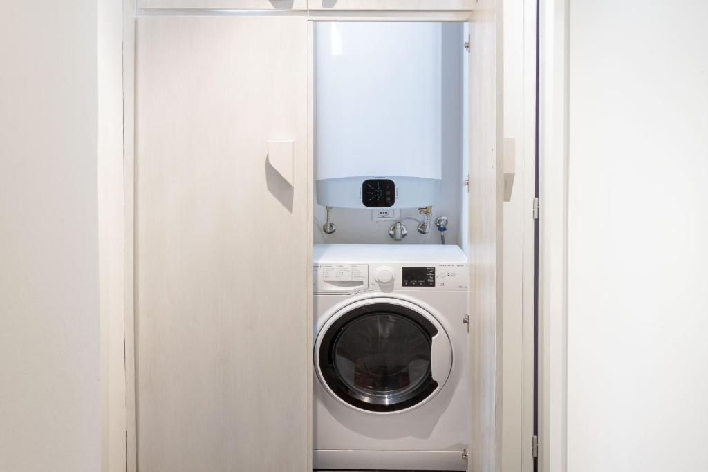 Kép HelloChalet - The One - garage, bootdryer, home theatre with subwoofer, netflix, hydromassage Turkish bath szállásáról Breuil-Cerviniában a galériában