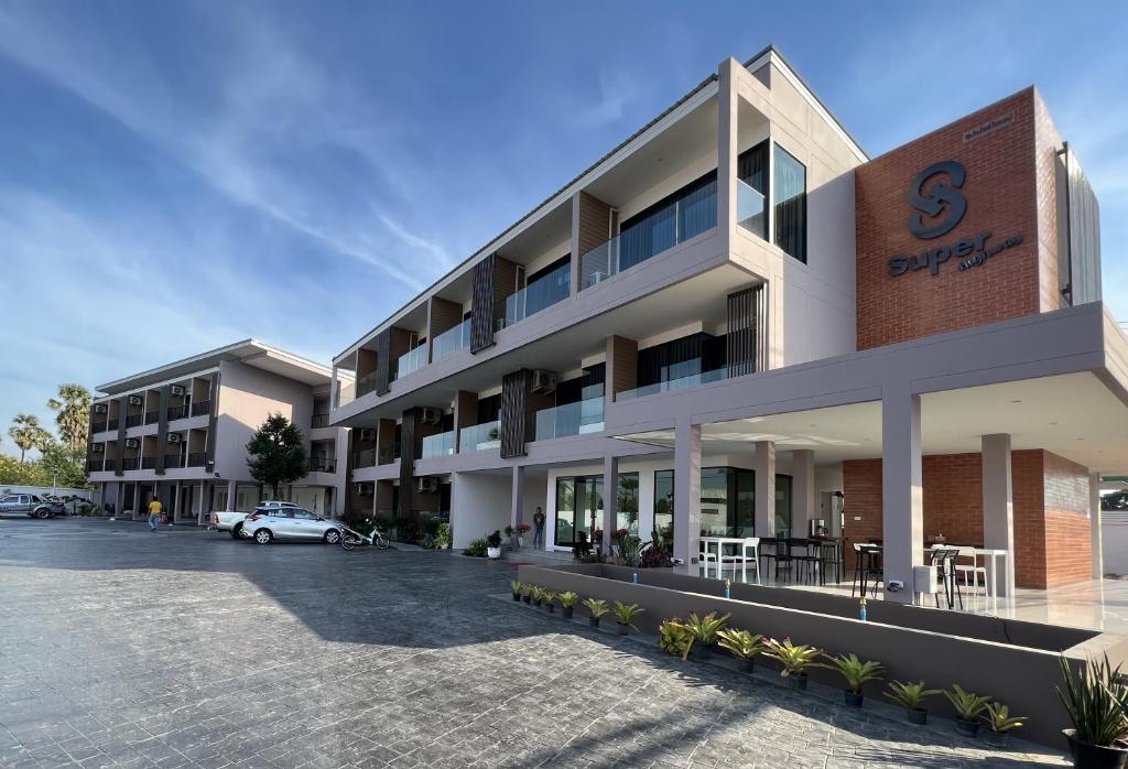 Budova, kde se hotel nachází