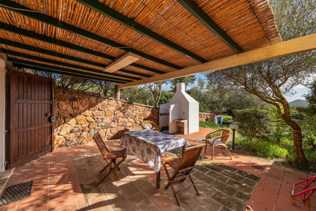 Fotografie z fotogalerie ubytování Villa Ambra v destinaci SantʼAntìoco