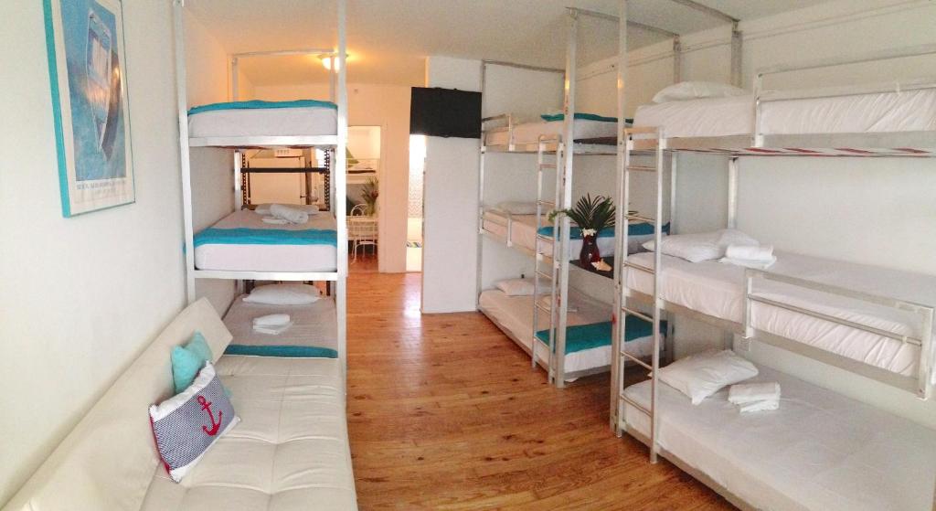 Hostels baratos em Miami - Hospedagens com café da manhã e jantar