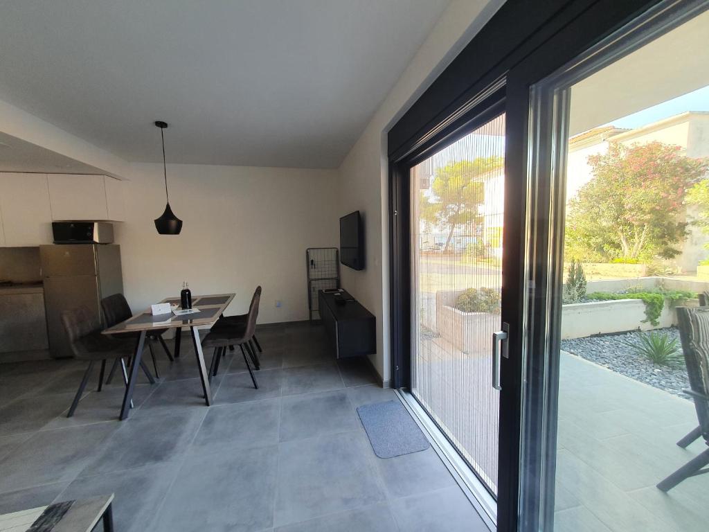 Fotografie z fotogalerie ubytování Apartmani Nerium v destinaci Lovište