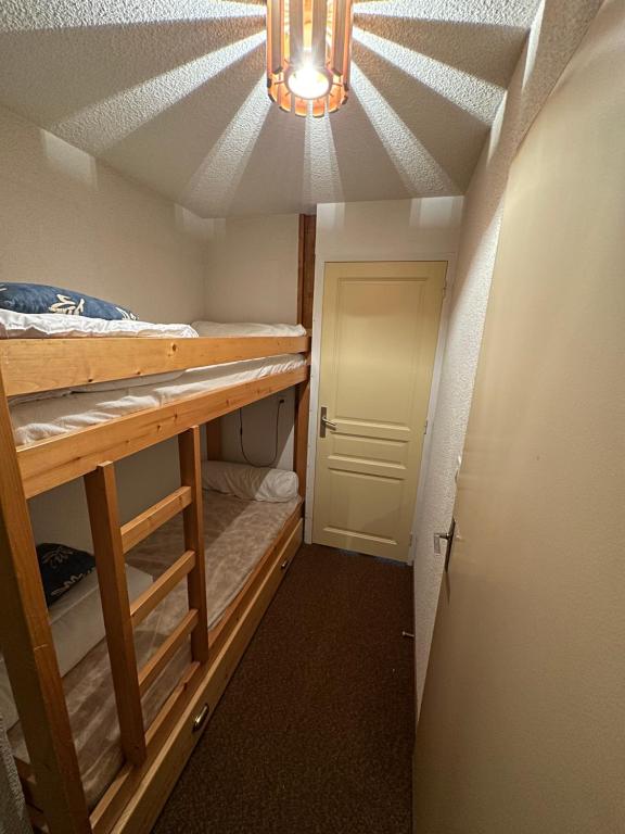 Posteľ alebo postele v izbe v ubytovaní Appartement Les Carroz d'Araches 4 à 6 couchages