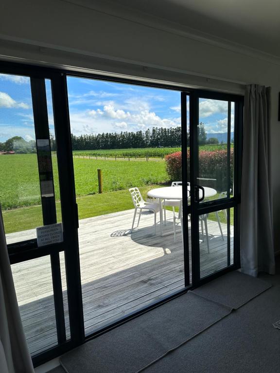 A Place in the Paddock - Resim 13