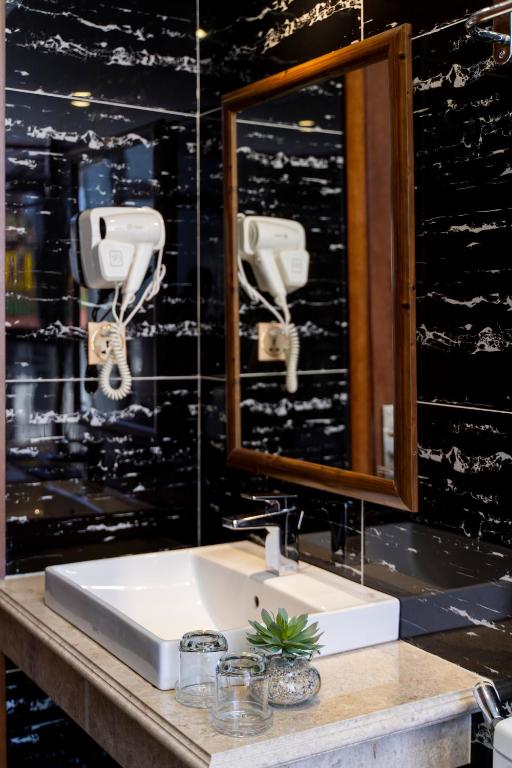 Suite Gia Đình