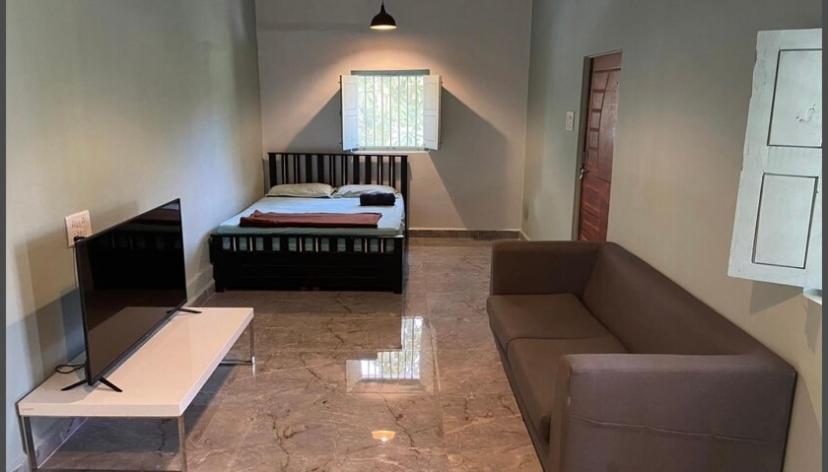 Corner House Anegundi Hampi