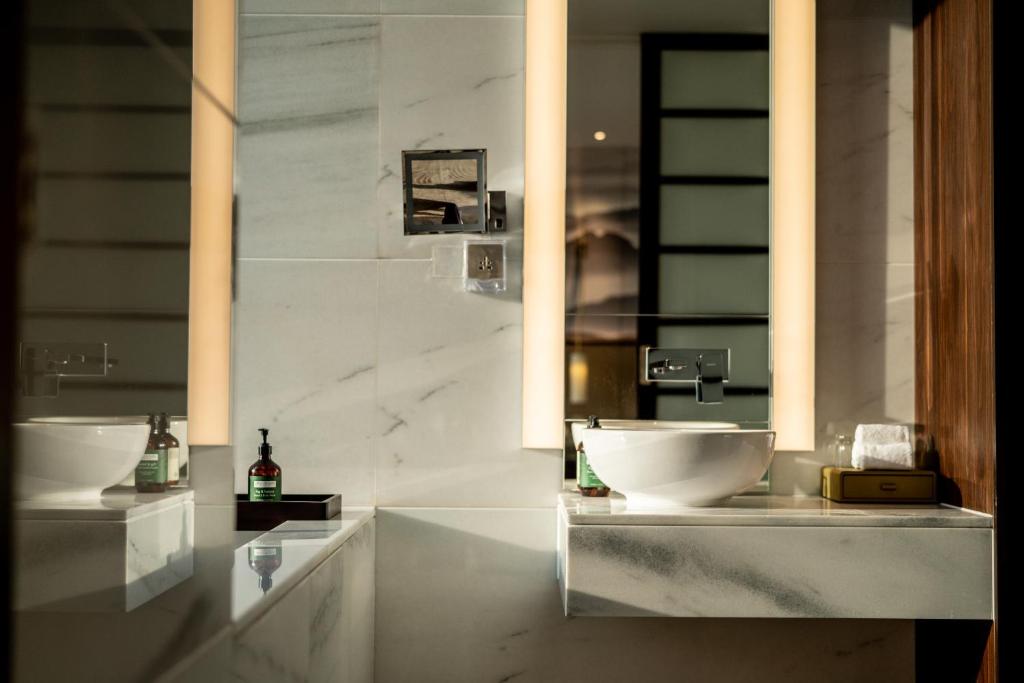 Crowne Plaza Vinh Yen City Centre, an IHG Hotel - Salle Jumelle Premium Avec Accès Au Club