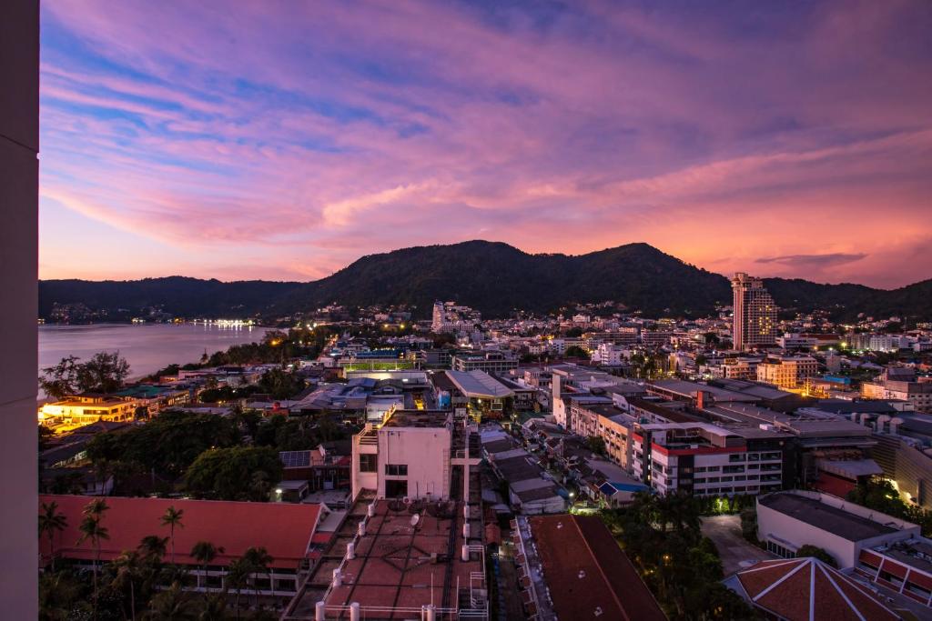Fotografie z fotogalerie ubytování Patong Tower Holiday Rentals M1501 v destinaci Pláž Patong