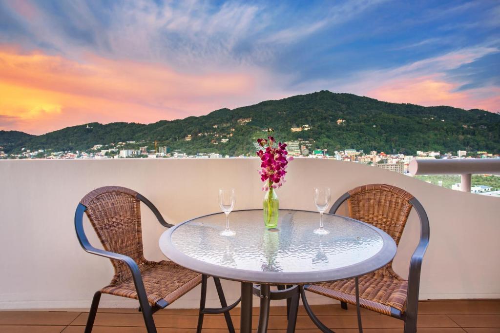 Fotografie z fotogalerie ubytování Patong Tower Holiday Rentals M1501 v destinaci Pláž Patong