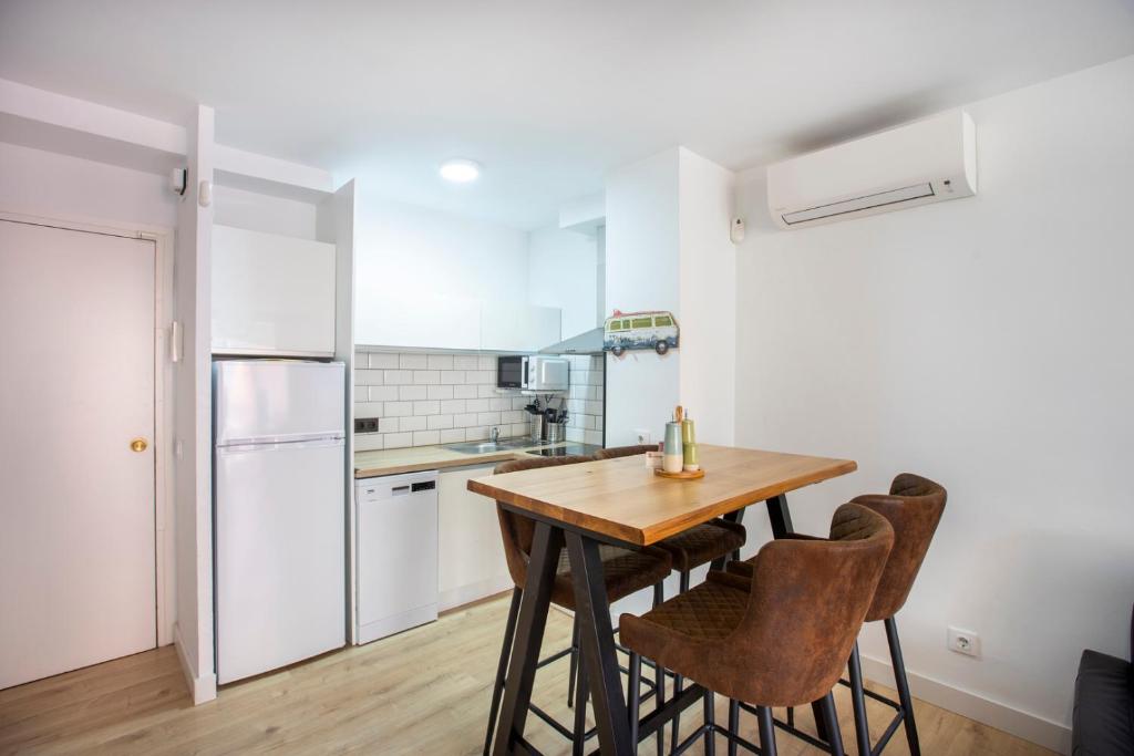 Kuchyň nebo kuchyňský kout v ubytování 1002 Precioso apartamento a 250 m de la playa by homeselectspain