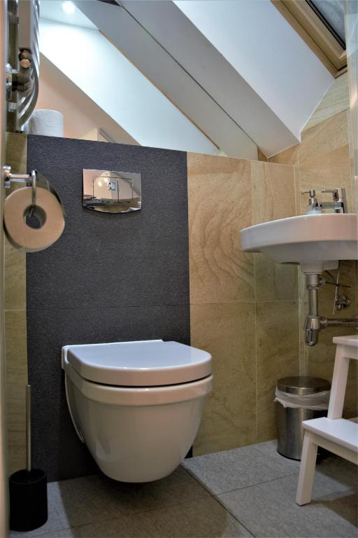 Koupelna v ubytování My Universe Energy Apartment Tęczowe Wzgórze