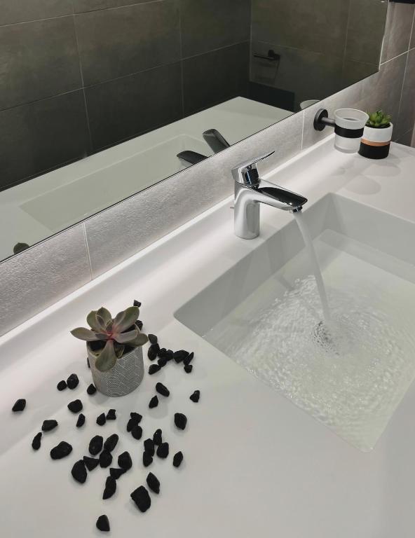 Exarchia House Project - Resim 16