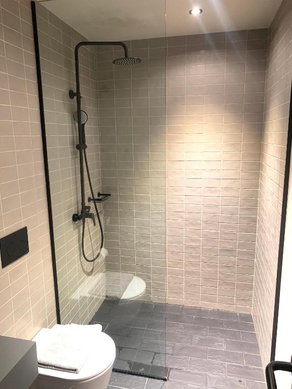 Kúpeľňa v ubytovaní M17 Studios & Suites in the Heart of Athens