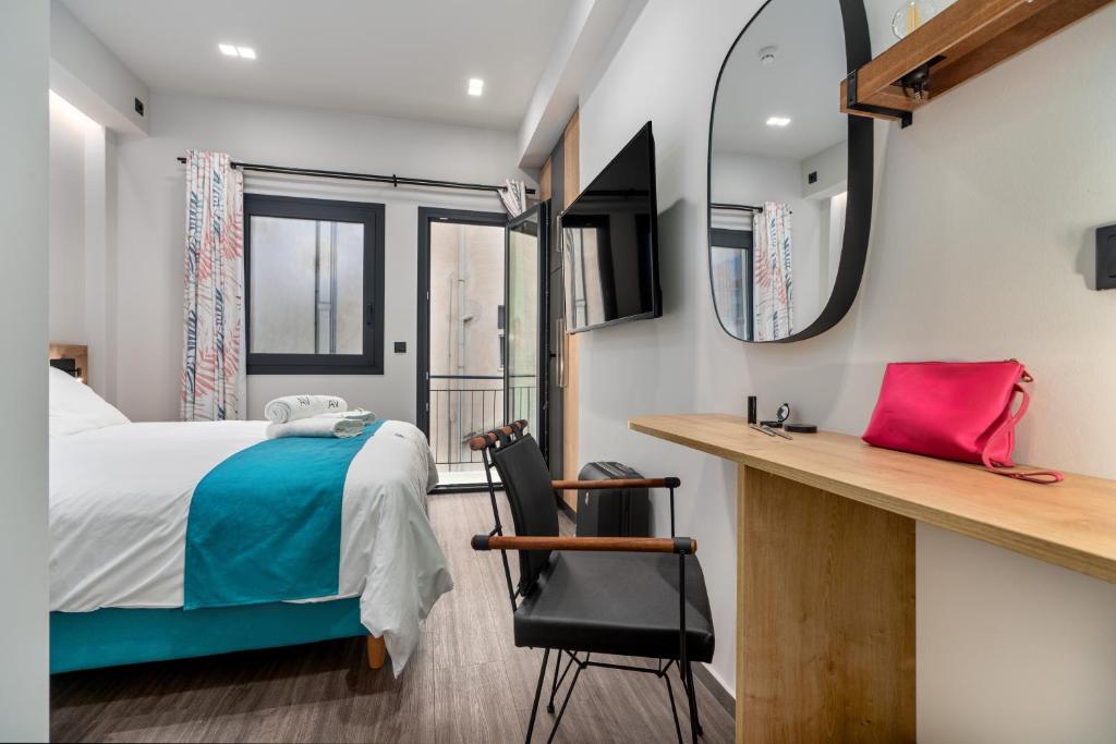 Exarchia House Project - Resim 21