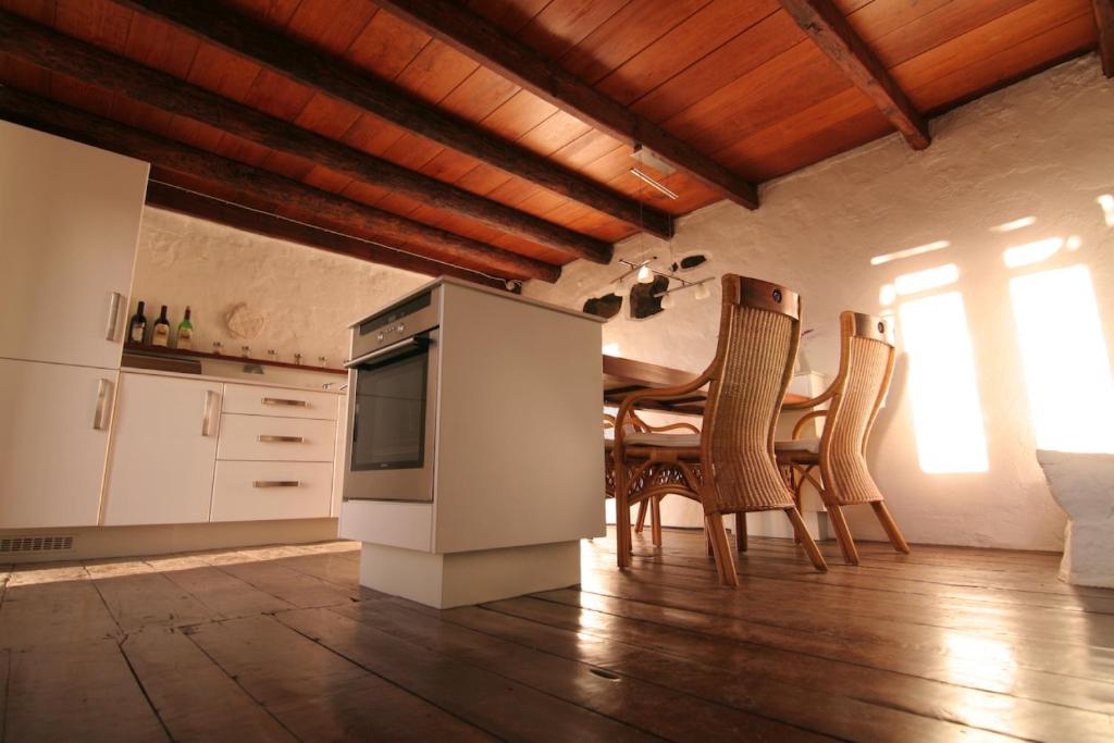 Kuchyň nebo kuchyňský kout v ubytování Casa Rural El Refugio