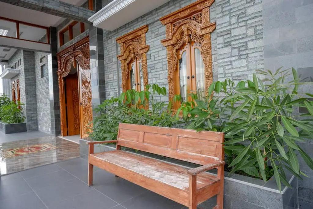 Foto dalla galleria di Griya Mataram Kotagede Mitra RedDoorz a Yogyakarta