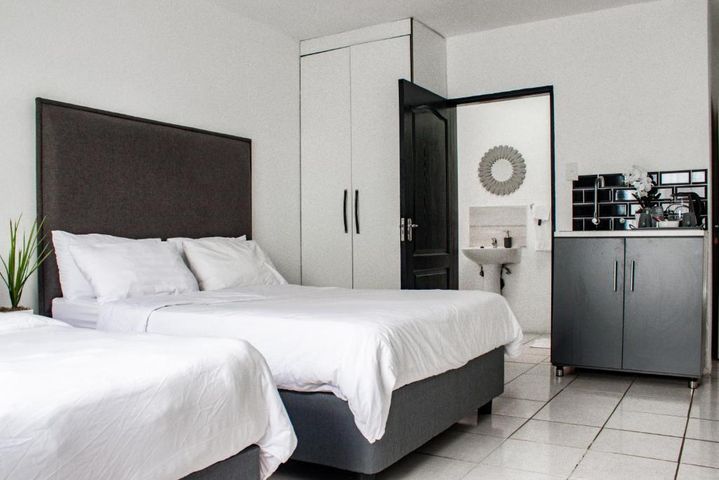 Cosmo Sleepover, Roodepoort Updated 2023 Prices