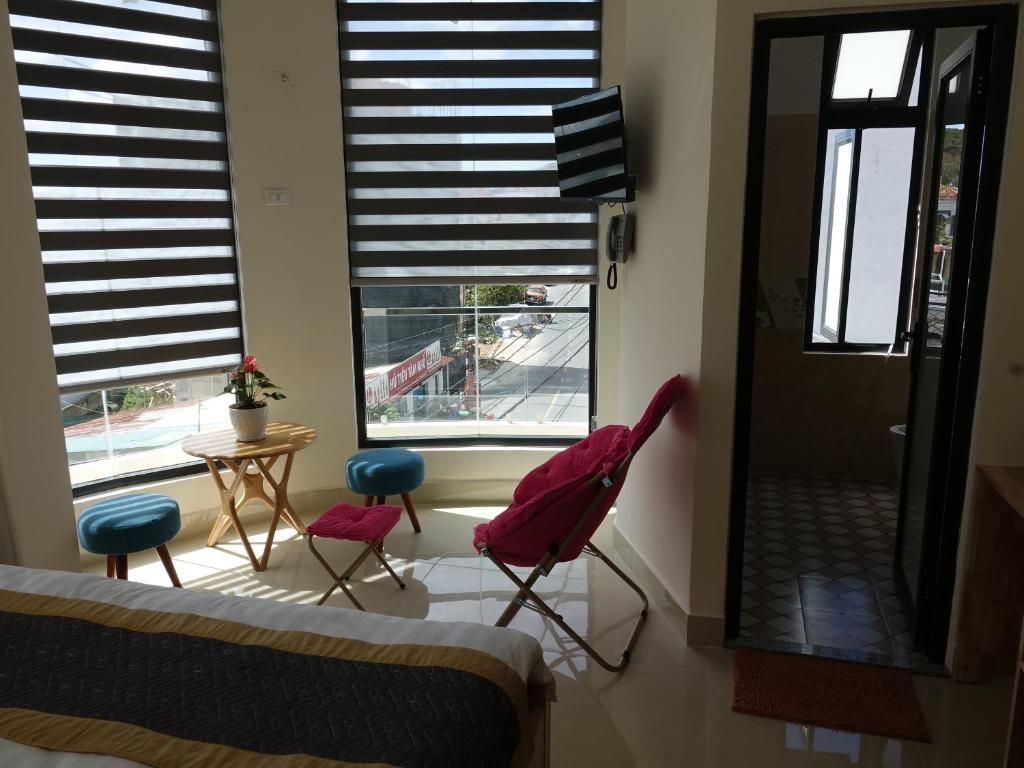 Posezení v ubytování K Bình Phương Hotel